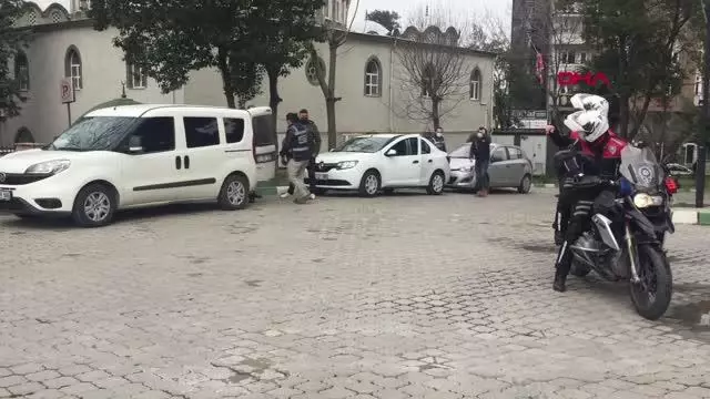Son Dakika | BORÇ ALACAK TARTIŞMASINDA 2 KİŞİYİ ÖLDÜREN ŞÜPHELİ, ADLİYEDE Son Dakika | BORÇ ALACAK TARTIŞMASINDA 2 KİŞİYİ ÖLDÜREN ŞÜPHELİ, ADLİYEDE