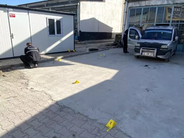 Borçlusunun kaynak makinesini rehin alan esnaf canından oluyordu Borçlusunun kaynak makinesini rehin alan esnaf canından oluyordu
