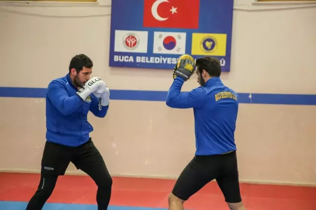 Buca'nın kick boksçuları madalya için ter dökecek Buca'nın kick boksçuları madalya için ter dökecek