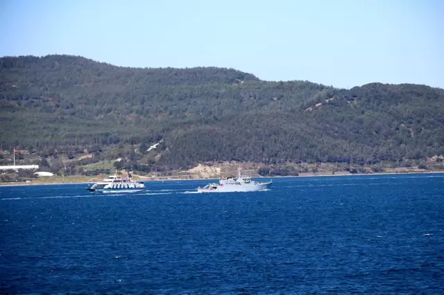 Bulgar mayın avcı gemisi Çanakkale Boğazı'ndan geçti Bulgar mayın avcı gemisi Çanakkale Boğazı'ndan geçti