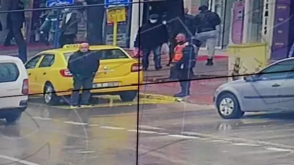 Bursa'da koronavirüs tedbirlerine uymayanlar kameralarla tespit ediliyor Bursa'da koronavirüs tedbirlerine uymayanlar kameralarla tespit ediliyor
