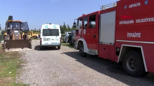 Cesedi parçalayıp, foseptiğe atmışlar Cesedi parçalayıp, foseptiğe atmışlar