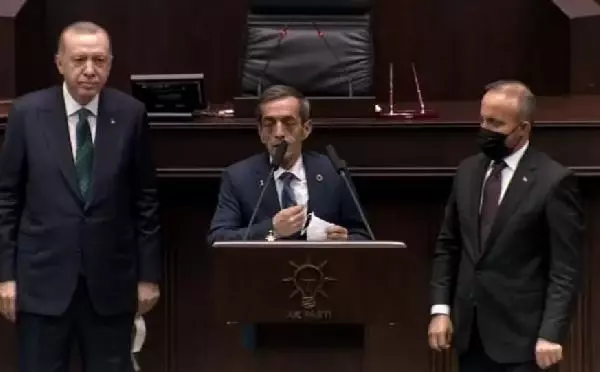 CHP'den istifa edip bağımsız aday oldu, Çanakkale İl Genel Meclis Başkanı seçildi (2) CHP'den istifa edip bağımsız aday oldu, Çanakkale İl Genel Meclis Başkanı seçildi (2)