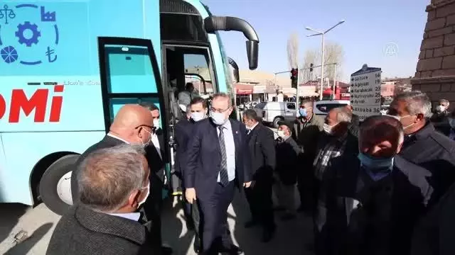 CHP Ekonomi Masası Heyeti, esnafın sorunlarını dinledi CHP Ekonomi Masası Heyeti, esnafın sorunlarını dinledi