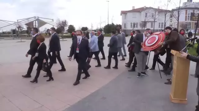 CHP Genel Başkan Yardımcısı Erkek: 'Göreceksiniz ilk seçimden sonra yeniden mutlu, huzurlu bir Türkiye'yi yeniden inşa edeceğiz' CHP Genel Başkan Yardımcısı Erkek: 'Göreceksiniz ilk seçimden sonra yeniden mutlu, huzurlu bir Türkiye'yi yeniden inşa edeceğiz'