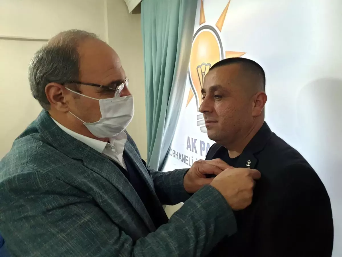 CHP ilçe başkanı AK Parti'ye geçti