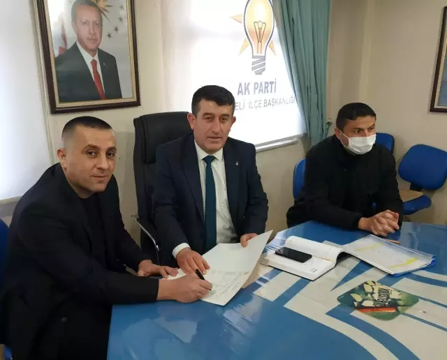 CHP ilçe başkanı AK Parti'ye geçti CHP ilçe başkanı AK Parti'ye geçti