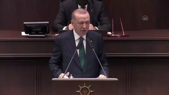 Cumhurbaşkanı Erdoğan: 'Kanal İstanbul'u yapacağız ve milletimizin emrine amade edeceğiz' Cumhurbaşkanı Erdoğan: 'Kanal İstanbul'u yapacağız ve milletimizin emrine amade edeceğiz'