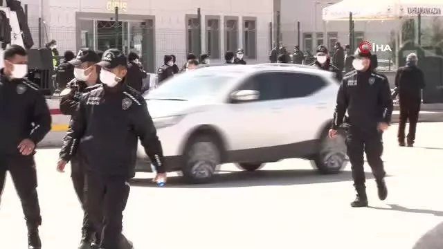 15 Temmuz'da Cumhurbaşkanlığı Muhafız Alayındaki eylemlere ilgili davada karar çıktı 15 Temmuz'da Cumhurbaşkanlığı Muhafız Alayındaki eylemlere ilgili davada karar çıktı