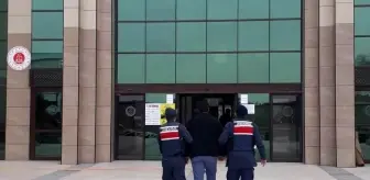 Derinkuyu: Son dakika haber | Derinkuyu'da 5 yıl hapis cezası ile aranan firari yakalandı Derinkuyu: Son dakika haber | Derinkuyu'da 5 yıl hapis cezası ile aranan firari yakalandı