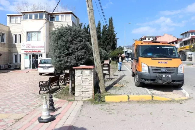 - Diş polikliniği çevresindeki koku AFAD ekiplerini harekete geçirdi - Diş polikliniği çevresindeki koku AFAD ekiplerini harekete geçirdi