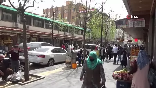 Diyarbakır'da kuru yemişçiler Ramazan ayına hazır Diyarbakır'da kuru yemişçiler Ramazan ayına hazır