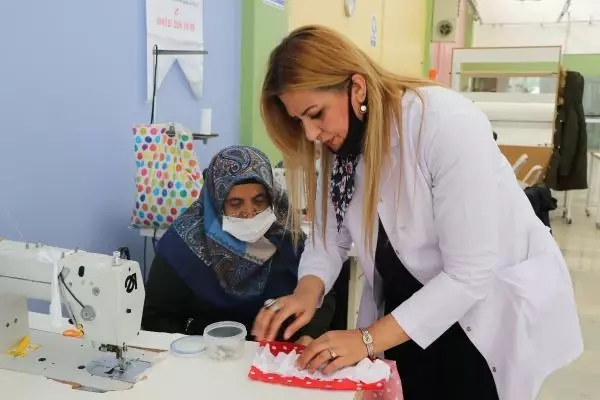 DİYARBAKIR'DA, MESLEK EDİNDİRME KURSLARINA YOĞUN İLGİ DİYARBAKIR'DA, MESLEK EDİNDİRME KURSLARINA YOĞUN İLGİ