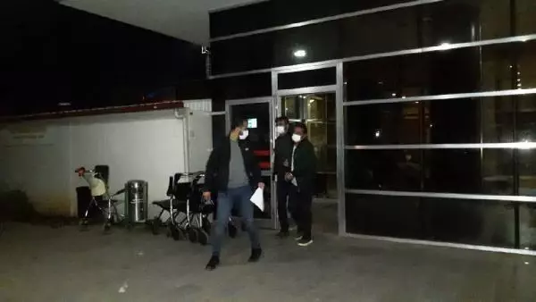 ADIYAMAN DOLANDIRICILIKTAN KESİNLEŞMİŞ HAPİS CEZASI BULUNAN ŞÜPHELİ YAKALANDI ADIYAMAN DOLANDIRICILIKTAN KESİNLEŞMİŞ HAPİS CEZASI BULUNAN ŞÜPHELİ YAKALANDI