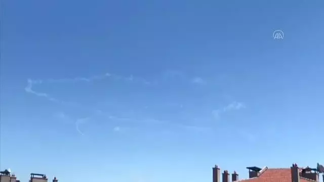 Düşen uçağın, düşmeden kısa süre önce çekilen görüntüleri Düşen uçağın, düşmeden kısa süre önce çekilen görüntüleri