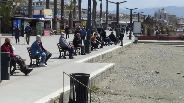 Edremit Körfezinde hava sıcaklığı 22 dereceye ulaştı Edremit Körfezinde hava sıcaklığı 22 dereceye ulaştı