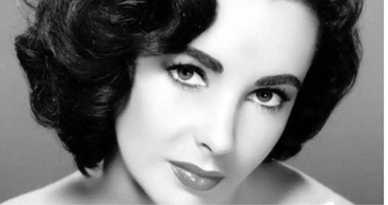 Elizabeth Taylor kimdir? Elizabeth Taylor ne zaman öldü? Elizabeth Taylor biyografisi!