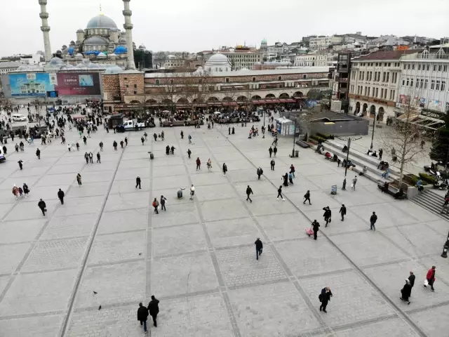Eminönü'nde Ramazan bereketi Eminönü'nde Ramazan bereketi