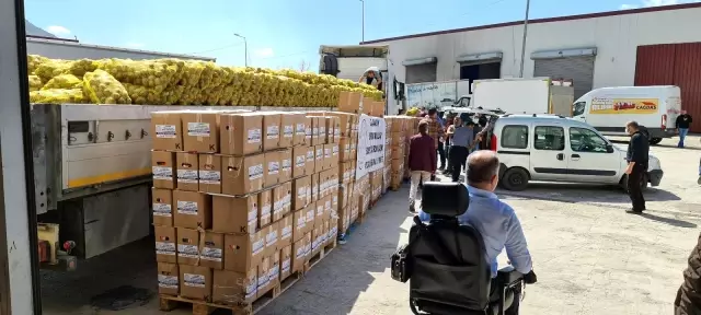 Erzurumlular Derneği'nden ramazan öncesi 750 adet yardım kolisi Erzurumlular Derneği'nden ramazan öncesi 750 adet yardım kolisi