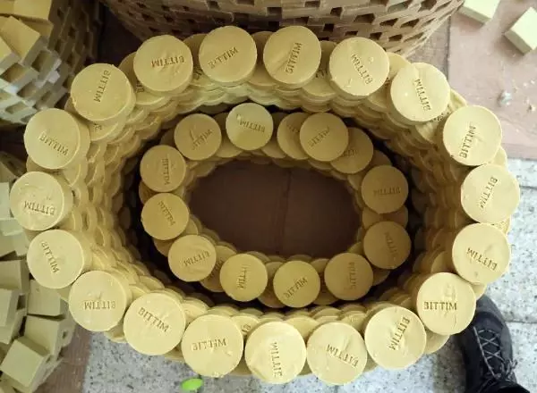 EŞEK SÜTÜ VE İNCİ TOZU SABUNLARINA PANDEMİDE TALEP ARTTI EŞEK SÜTÜ VE İNCİ TOZU SABUNLARINA PANDEMİDE TALEP ARTTI