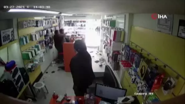 Eşinin kardeşlerinin darp edip kaynar suyla haşladığı enişteye, yine eşi sahip çıktı Eşinin kardeşlerinin darp edip kaynar suyla haşladığı enişteye, yine eşi sahip çıktı