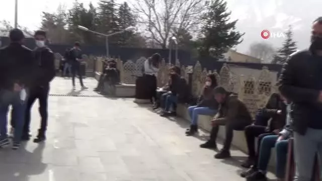 'Etüt merkezi' isteyen gençlere Vali Akbıyık'tan olumlu yanıt 'Etüt merkezi' isteyen gençlere Vali Akbıyık'tan olumlu yanıt