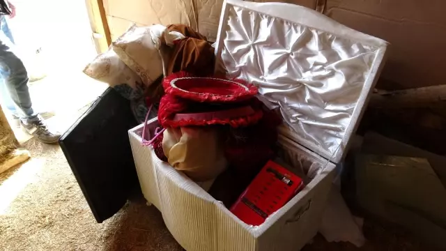 Evi yandı, gelinliğini giyemedi Evi yandı, gelinliğini giyemedi