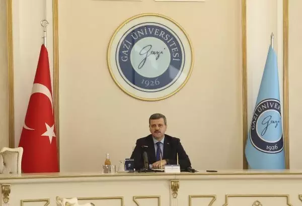 ANKARA 'Burun spreyi aşısı iyi bir aşamada' ANKARA 'Burun spreyi aşısı iyi bir aşamada'