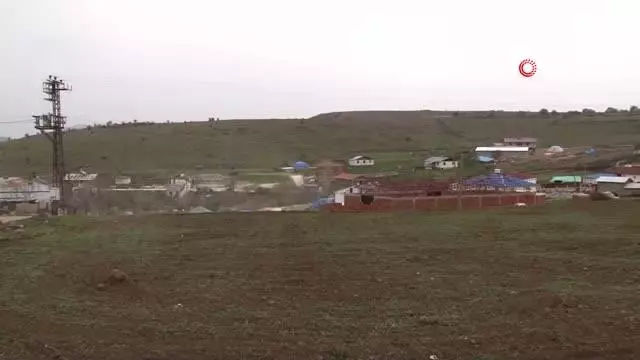 Gelin olarak geldiği köyde muhtar oldu...Her soruna el attı, virüsü de köye sokmadı Gelin olarak geldiği köyde muhtar oldu...Her soruna el attı, virüsü de köye sokmadı