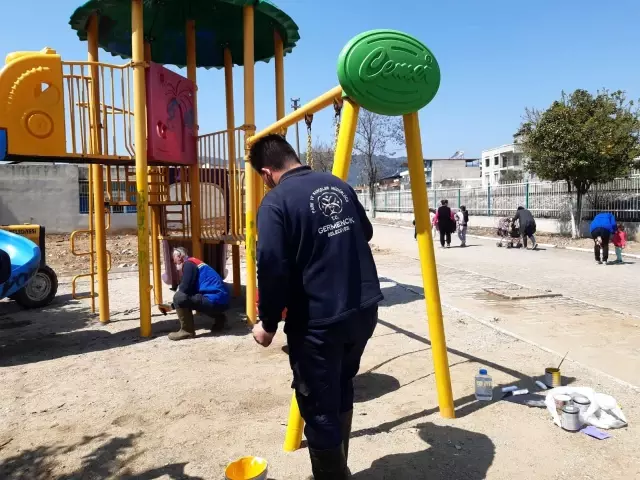 Germencik Belediyesi kent estetiğine yönelik çalışmalarını sürdürüyor Germencik Belediyesi kent estetiğine yönelik çalışmalarını sürdürüyor
