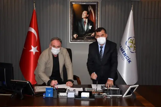Germencik Belediyesi ve Germencik Tapu Müdürlüğü arasında protokol imzalandı Germencik Belediyesi ve Germencik Tapu Müdürlüğü arasında protokol imzalandı