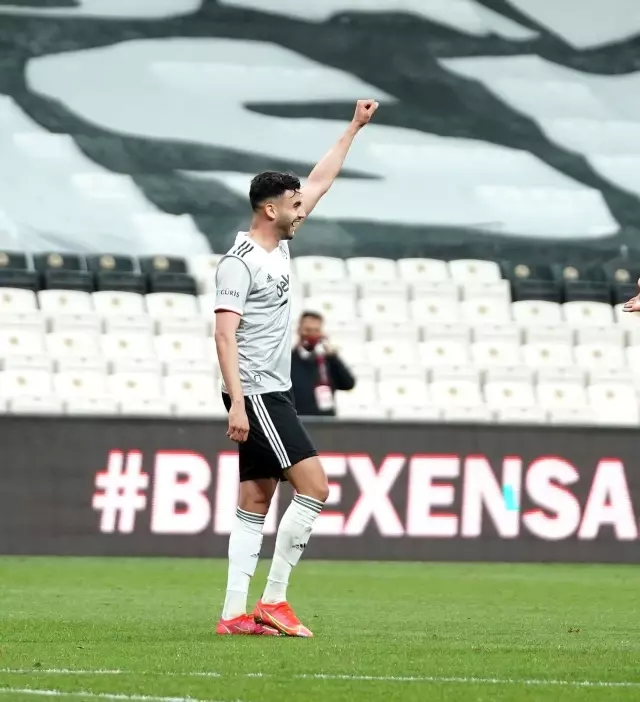 Ghezzal golü attı, takım Hasic'i unutmadı Ghezzal golü attı, takım Hasic'i unutmadı