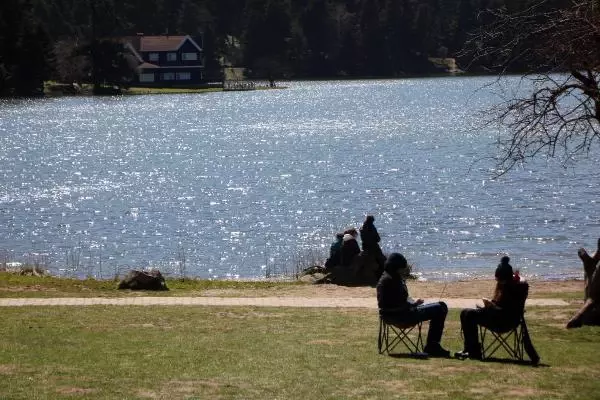 Gölcük Tabiat Parkı'nda bahar güzelliği Gölcük Tabiat Parkı'nda bahar güzelliği
