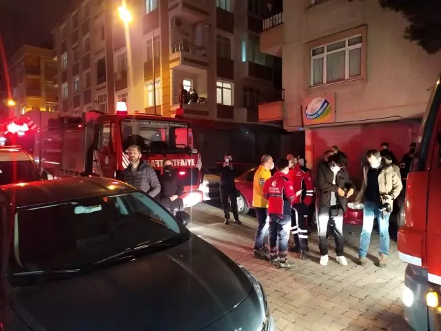 Güngören'de 5 katlı binanın 2'nci katında korkutan yangın: 3 yaralı Güngören'de 5 katlı binanın 2'nci katında korkutan yangın: 3 yaralı
