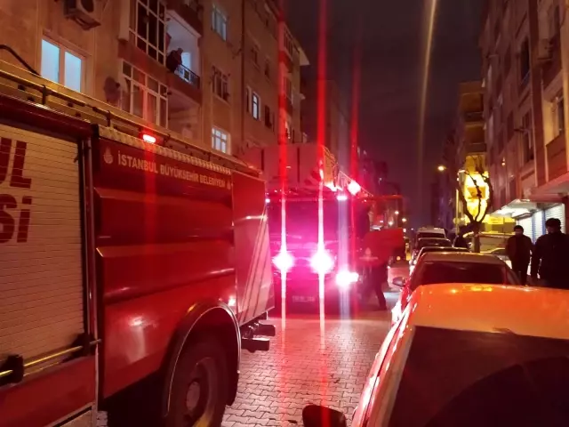 Güngören'de 5 katlı binanın 2'nci katında korkutan yangın: 3 yaralı Güngören'de 5 katlı binanın 2'nci katında korkutan yangın: 3 yaralı