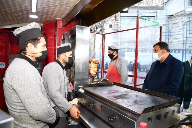 Gürkan, esnaf ziyaretinde bulundu Gürkan, esnaf ziyaretinde bulundu