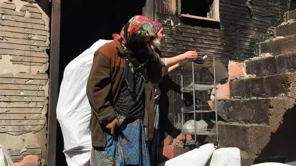 'GÜZEL İNSANLAR'DAN YANGIN YARDIMI 'GÜZEL İNSANLAR'DAN YANGIN YARDIMI