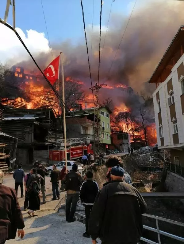 'GÜZEL İNSANLAR'DAN YANGIN YARDIMI 'GÜZEL İNSANLAR'DAN YANGIN YARDIMI