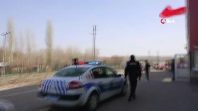 Son dakika haberleri... Hasta yakınları bize saldırıyor ihbarında bulunup polis ekiplerine sürpriz yaptılar Son dakika haberleri... Hasta yakınları bize saldırıyor ihbarında bulunup polis ekiplerine sürpriz yaptılar