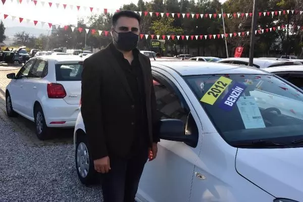 HAVALAR ISINDI, İKİNCİ EL OTOMOBİL SATIŞINDA HAREKETLİLİK BAŞLADI HAVALAR ISINDI, İKİNCİ EL OTOMOBİL SATIŞINDA HAREKETLİLİK BAŞLADI
