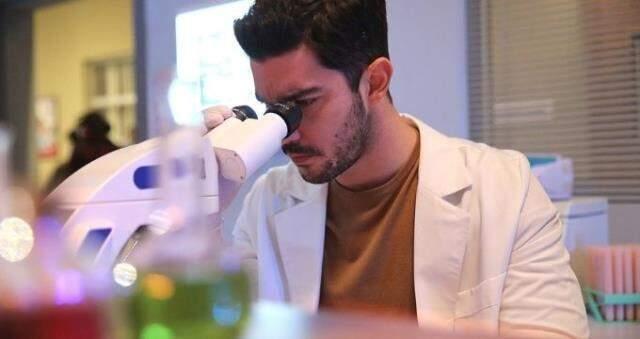 Hekimoğlu Mehmet Ali diziden ayrılıyor mu? Kaan Yıldırım kimdir, Hekimoğlu dizisinden ayrılıyor mu?