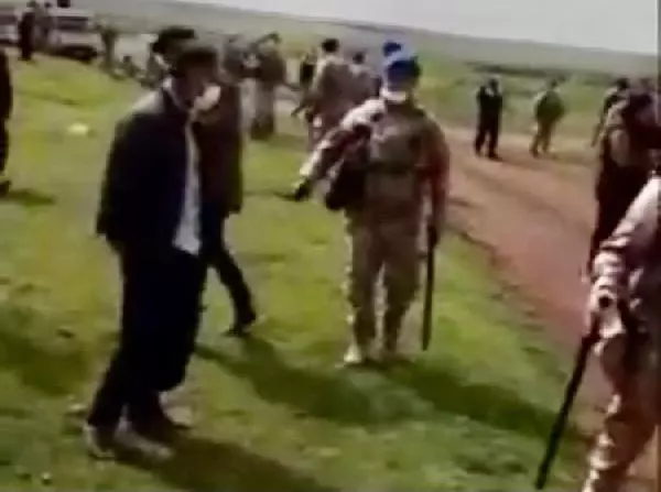 HİLVAN'DA KAÇAK TRAFO SÖKÜMÜNDE GERGİNLİK HİLVAN'DA KAÇAK TRAFO SÖKÜMÜNDE GERGİNLİK