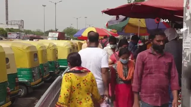 - Hindistan'da günlük vaka sayısında rekor- Hindistan'da son 24 saatte 115 bin 736 yeni vaka - Hindistan'da günlük vaka sayısında rekor- Hindistan'da son 24 saatte 115 bin 736 yeni vaka