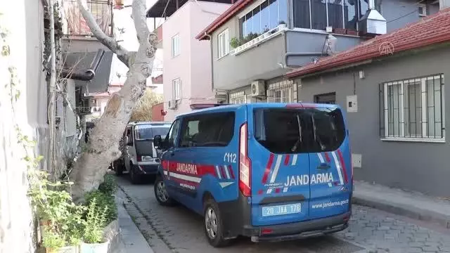 Hırsızlık şüphelisinin evinde iki kamyon çalıntı eşya bulundu Hırsızlık şüphelisinin evinde iki kamyon çalıntı eşya bulundu