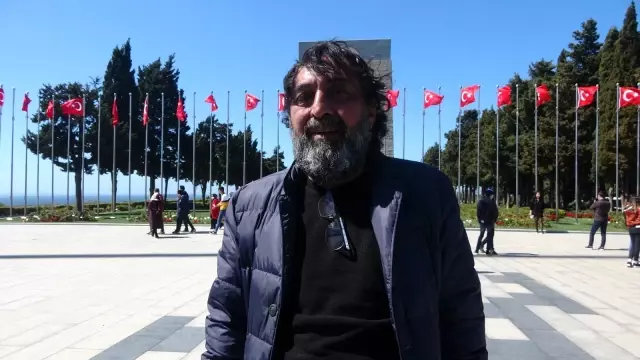 ÇANAKKALE - 'Yarın Çok Genç Olacak Projesi' kapsamında Çanakkale'ye gelen 160 öğrenci şehitlikleri ziyaret etti ÇANAKKALE - 'Yarın Çok Genç Olacak Projesi' kapsamında Çanakkale'ye gelen 160 öğrenci şehitlikleri ziyaret etti