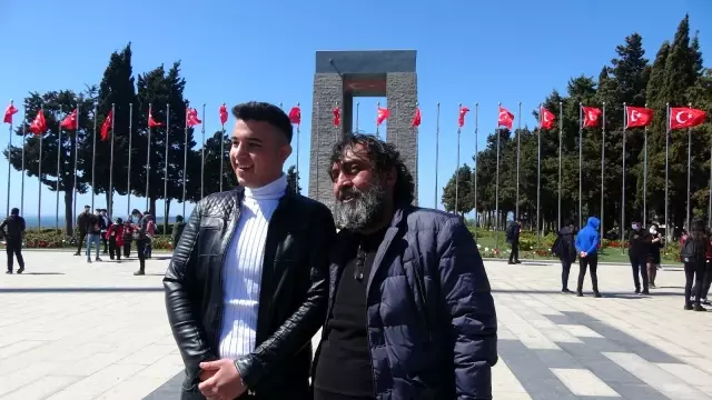 ÇANAKKALE - 'Yarın Çok Genç Olacak Projesi' kapsamında Çanakkale'ye gelen 160 öğrenci şehitlikleri ziyaret etti ÇANAKKALE - 'Yarın Çok Genç Olacak Projesi' kapsamında Çanakkale'ye gelen 160 öğrenci şehitlikleri ziyaret etti