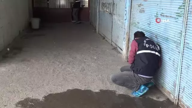 İki grup arasında silahlı kavga: 2 yaralı İki grup arasında silahlı kavga: 2 yaralı