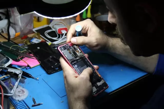 Son dakika haberi! İkinci el ticareti kararları telefoncuları memnun etmedi Son dakika haberi! İkinci el ticareti kararları telefoncuları memnun etmedi
