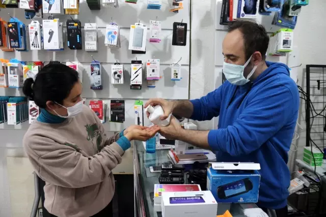 Son dakika haberi! İkinci el ticareti kararları telefoncuları memnun etmedi Son dakika haberi! İkinci el ticareti kararları telefoncuları memnun etmedi