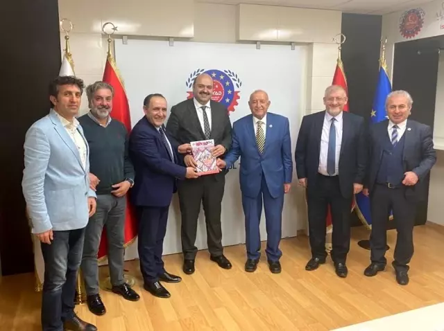 İSİYAD Genel Merkezi'nde Aziziye buluşması İSİYAD Genel Merkezi'nde Aziziye buluşması